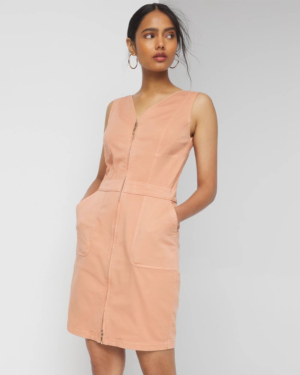 Sleeveless Pret Sheath Dress